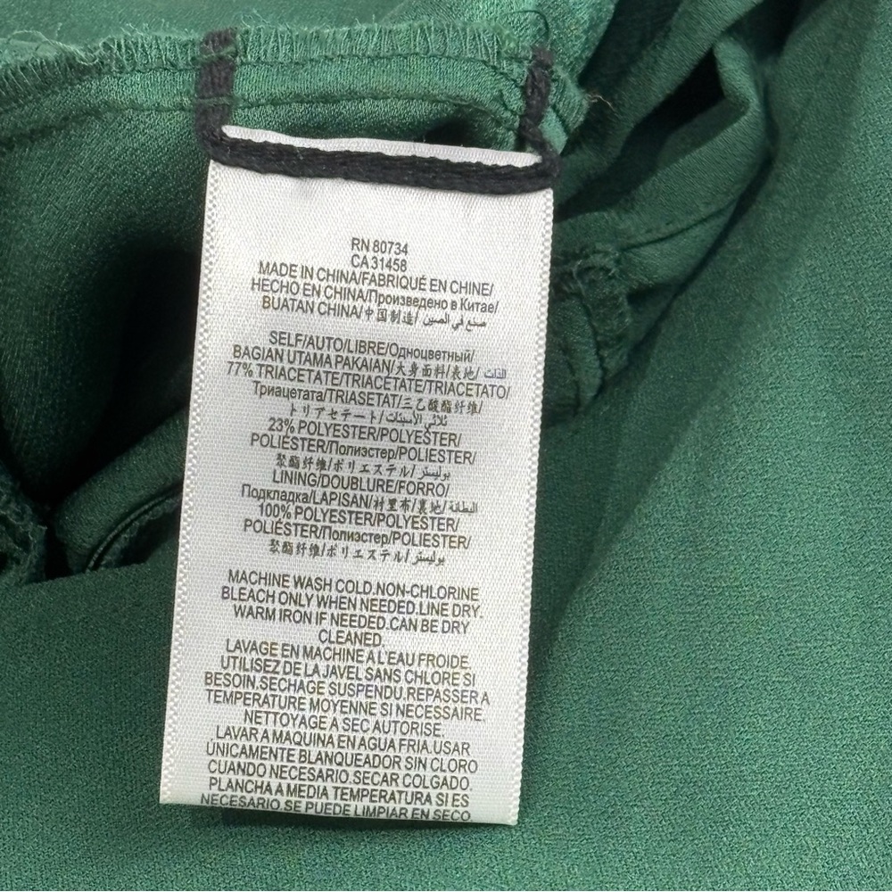 BCBG MAXAZRIA JORDANE Chic Green Cold-Shoulder Jumpsuit with Wide-Leg XS - Picture 9 of 13